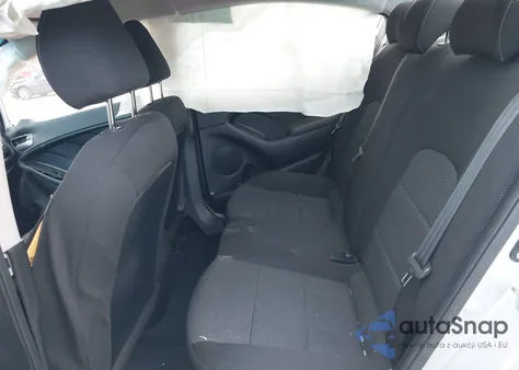 2017 Kia Forte Lx z USA, uszkodzony, nr VIN 3KPFK4A72HE158530